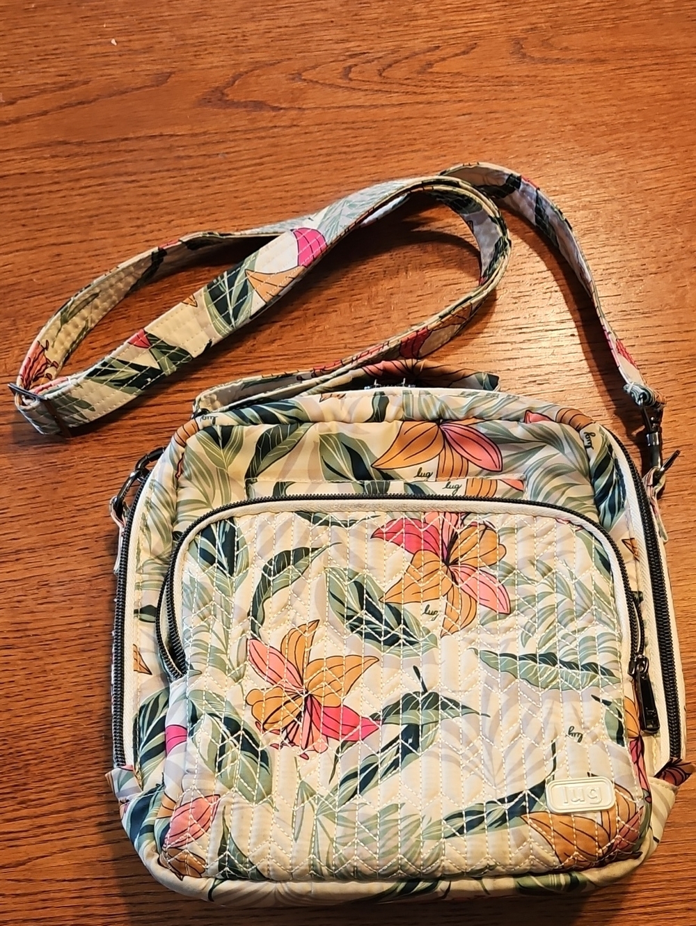 Lug Sand Lily Quilted Floral Crossbody Bag - Cream Multi
